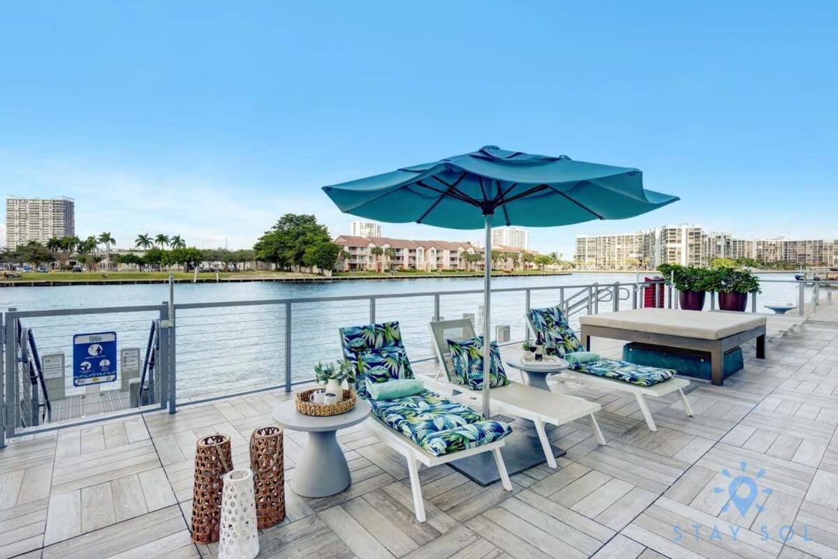 Luxury Amenities, Infinity Pool, Gym, Hot Tub Apartment Hollywood Exterior photo