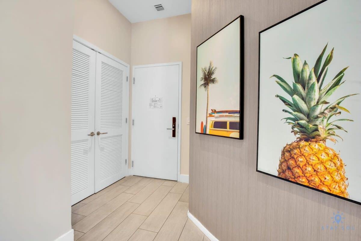 Luxury Amenities, Infinity Pool, Gym, Hot Tub Apartment Hollywood Exterior photo